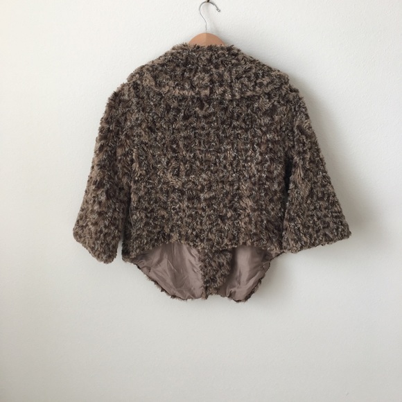 Coat - Picture 5 of 6